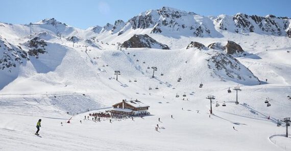 Frauenpower des Skiclubs in Ischgl